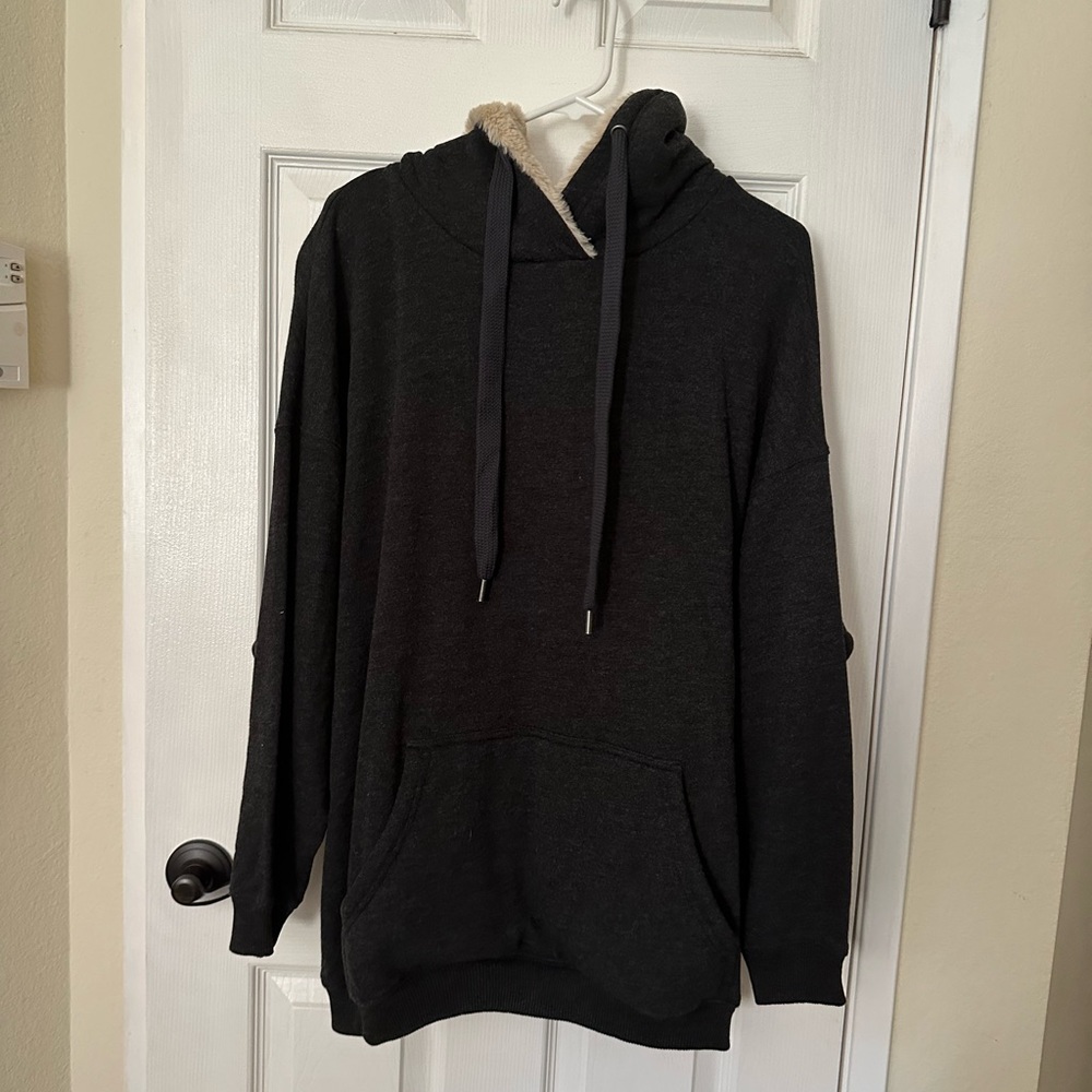 Aerie Black Hoodie with Cream Lining Size L